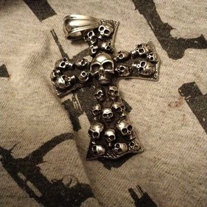 Unisex skull Cross Pendant